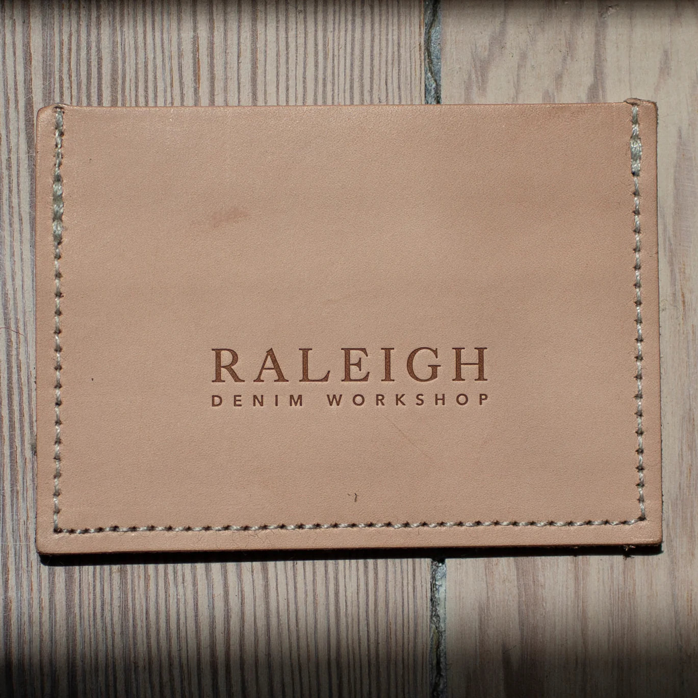 Cardholder | Natural