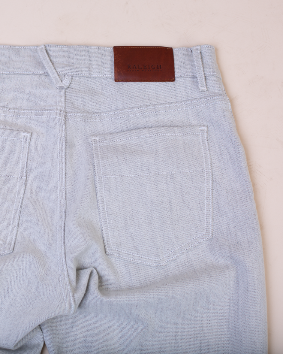 Jones Stretch | Parchment