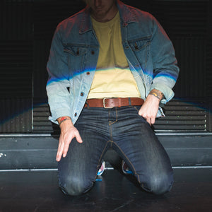 angle hover: oakleaf